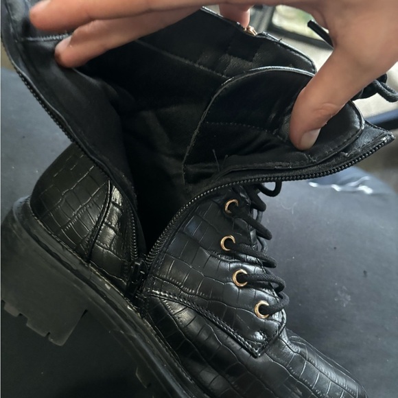 Nordstrom Rack Size 6 Black Croco Brand New Zip Up Women’s Heeled Runner Boots - Picture 4 of 16